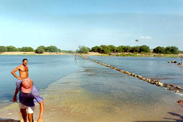 gran vado sobre el rio jaguaribe, ceara, brasil