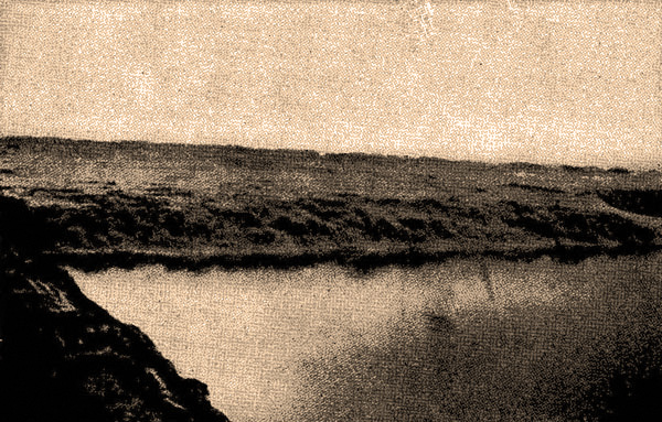 
Tidal bore on the Chien Tang river, at Haining, China 