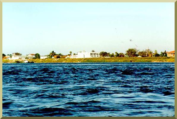 O Rio Paraguai em Porto Murtinho, Mato Grosso do Sul, Brazil